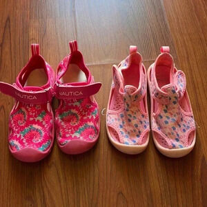Toddler girl water shoes, size 9‎